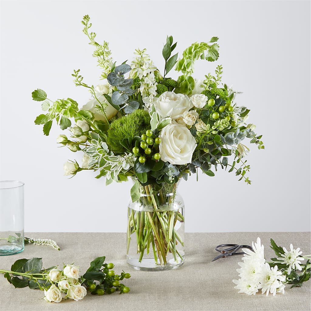 Irish Garden - A Florist Original – Acacia Flower Shop Inc, Orangeburg SC