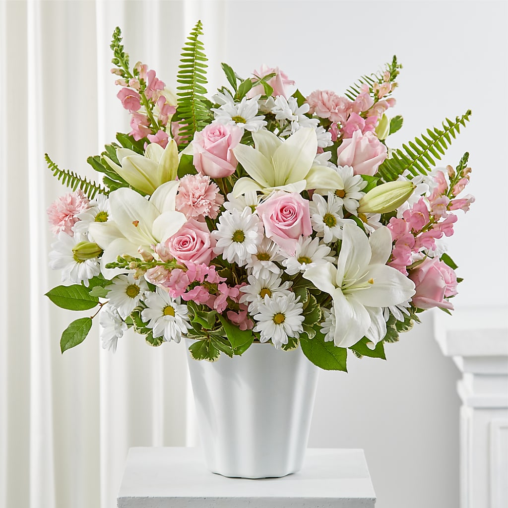 Soft Touch Tabletop Basket – Acacia Flower Shop Inc, Orangeburg SC