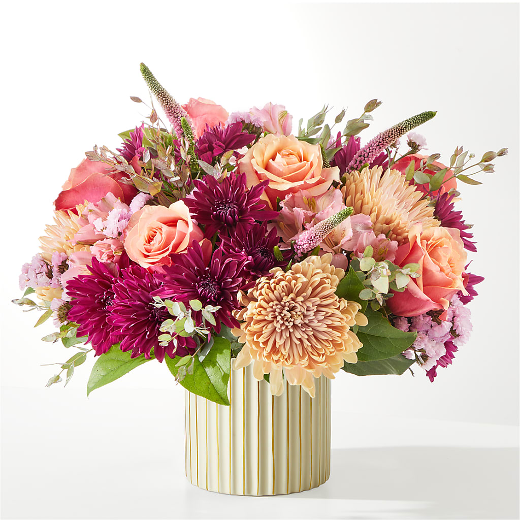Berry Cobbler Bouquet with Ivory Vase – Acacia Flower Shop Inc, Orangeburg SC