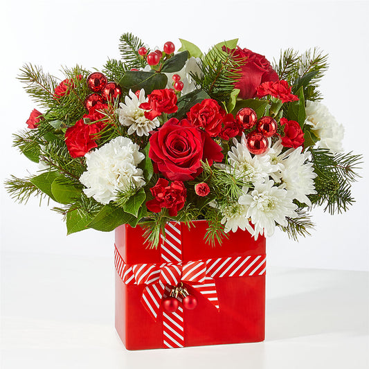 Presents Under the Tree Bouquet –  Acacia Flower Shop Inc, Orangeburg SC