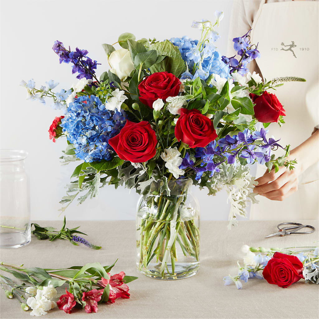 Star Spangled - A Florist Original –  Acacia Flower Shop Inc, Orangeburg SC