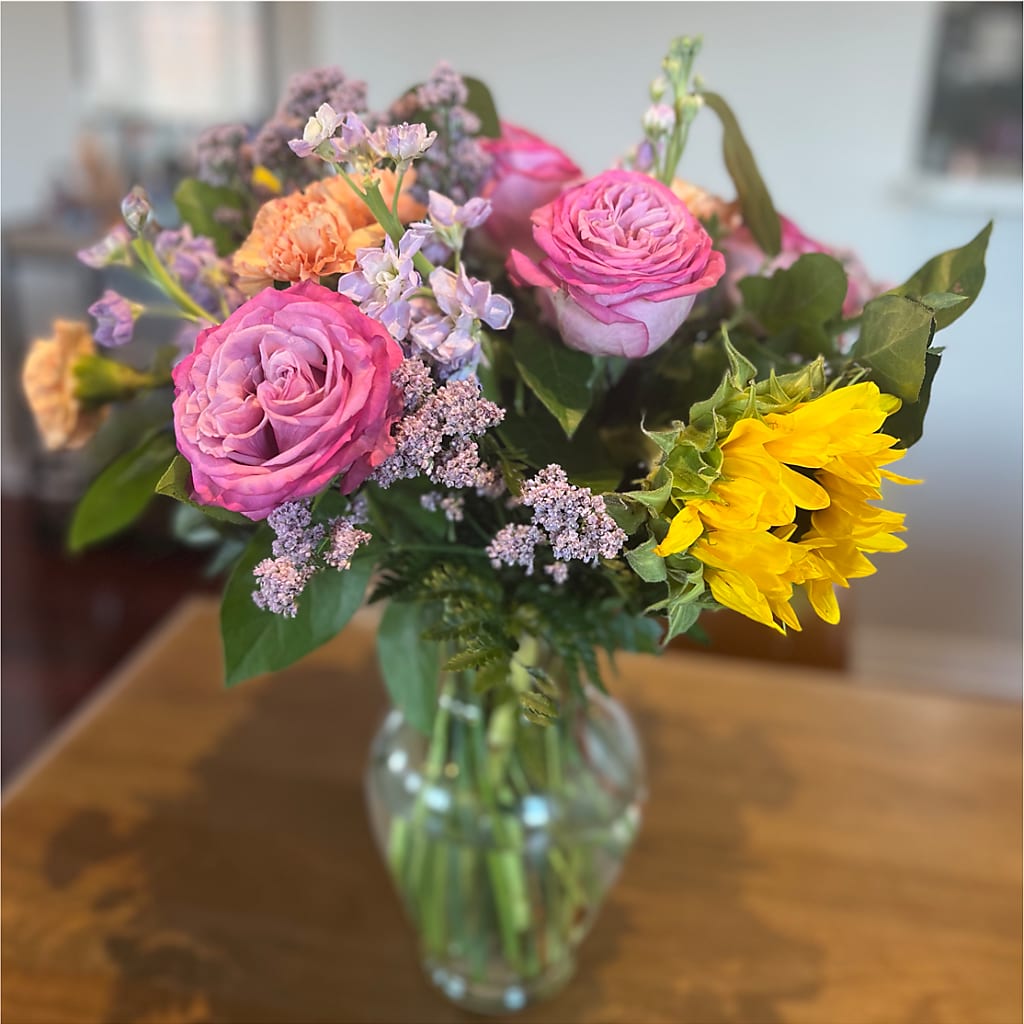 Yellow Brick Road Bouquet –  Acacia Flower Shop Inc, Orangeburg SC