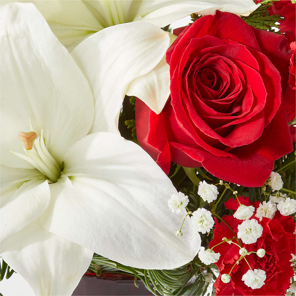 Holiday Season Bouquet –  Acacia Flower Shop Inc, Orangeburg SC