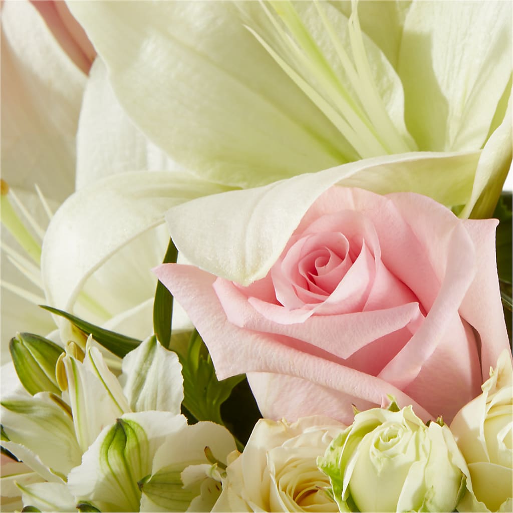 Kindhearted Bouquet –  Acacia Flower Shop Inc, Orangeburg SC